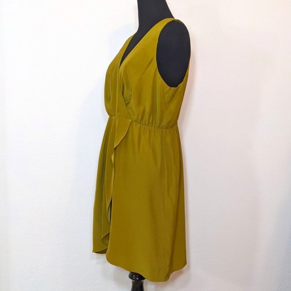 NWT! Alice & Trixie Faux Wrap Green Silk Dress - Picture 3 of 6
